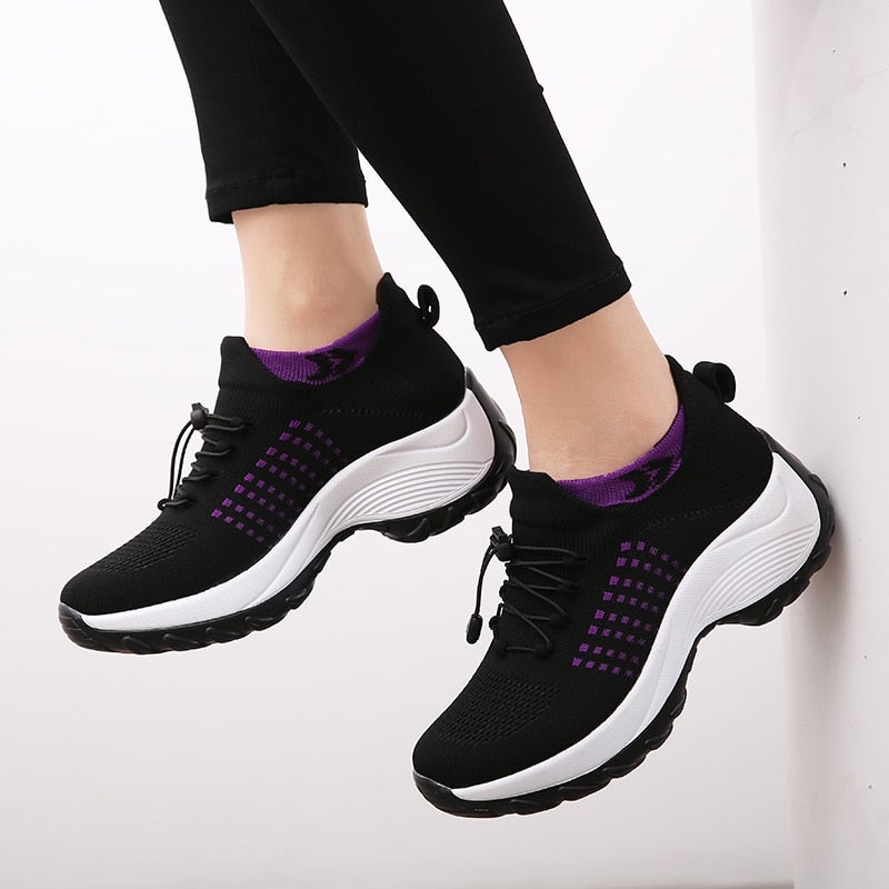 GR | Breathable Slip-on Sneakers with Adjustable Laces for Women