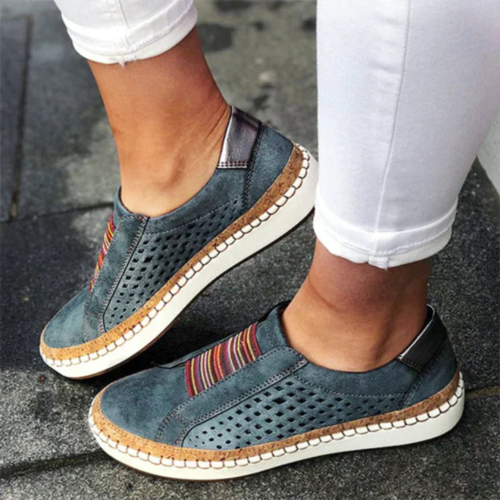 GR | Slippers - casual and comfortable shoes for every day