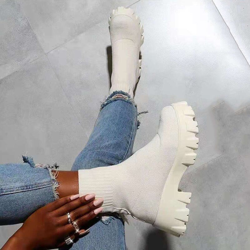 GR | Fashionable platform boots
