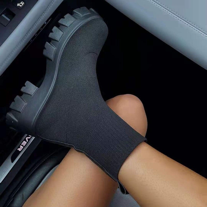 GR | Fashionable platform boots