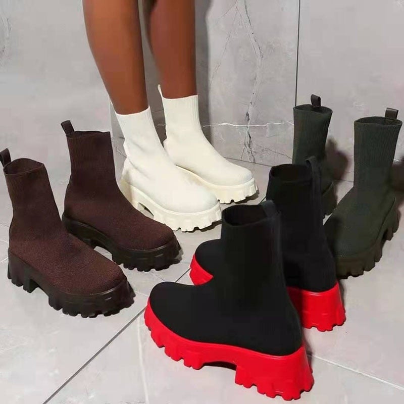 GR | Fashionable platform boots