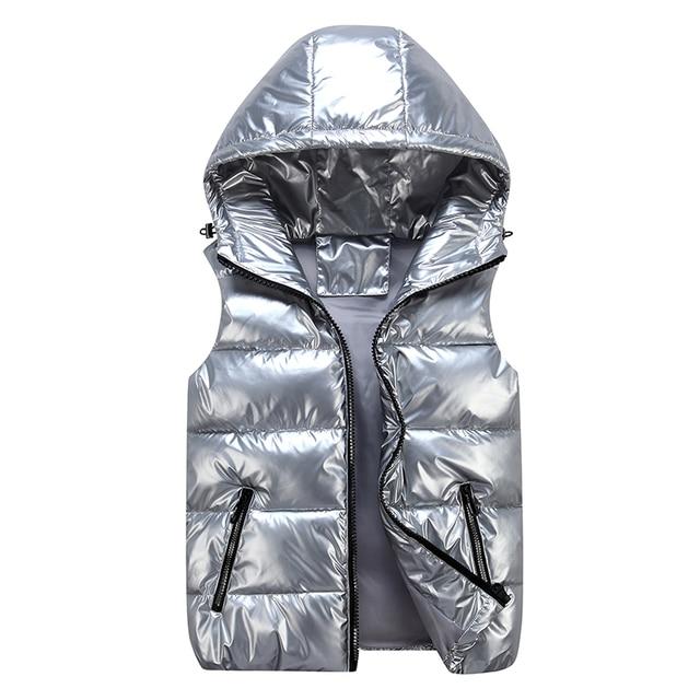 GR Style: Shiny quilted vest for stylish appearances
