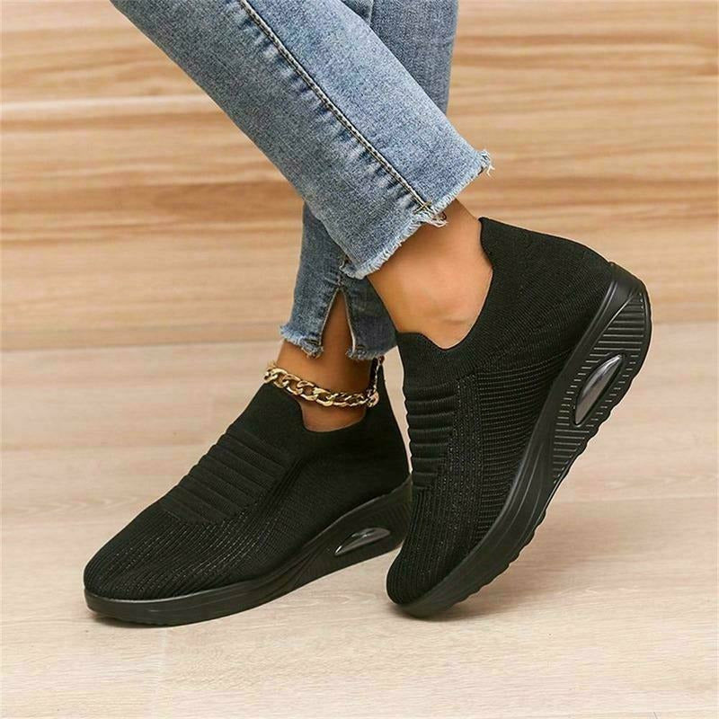 GR | Casual Striped Sneakers