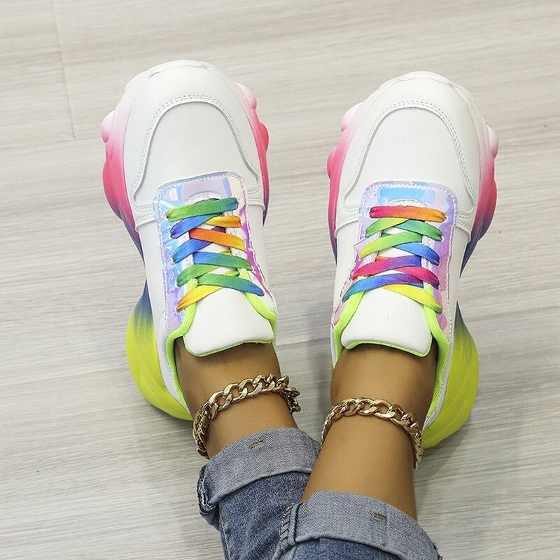 GR | Colorful street-style sneakers