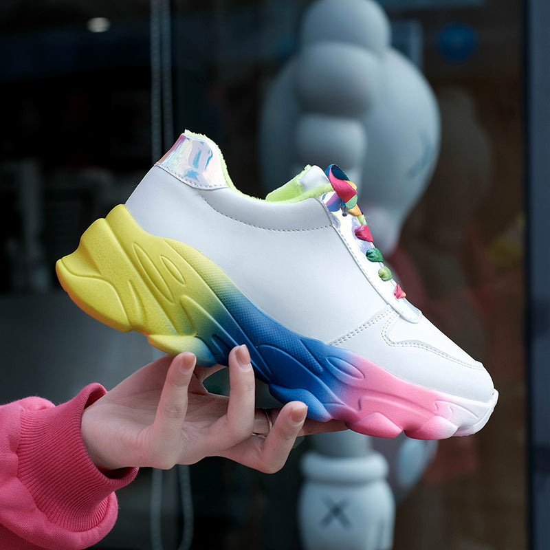 GR | Colorful street-style sneakers