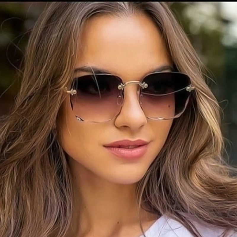 GR | Summer Sunglasses for Women Stylish & Modern