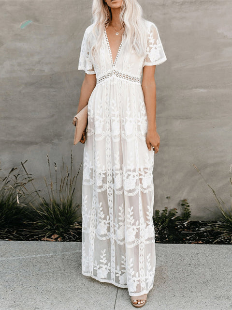 GR | Maxi dress made of mesh lace with V-neck, summer