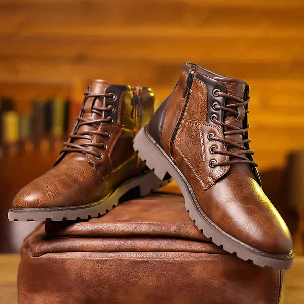 Leather boots with a zipper