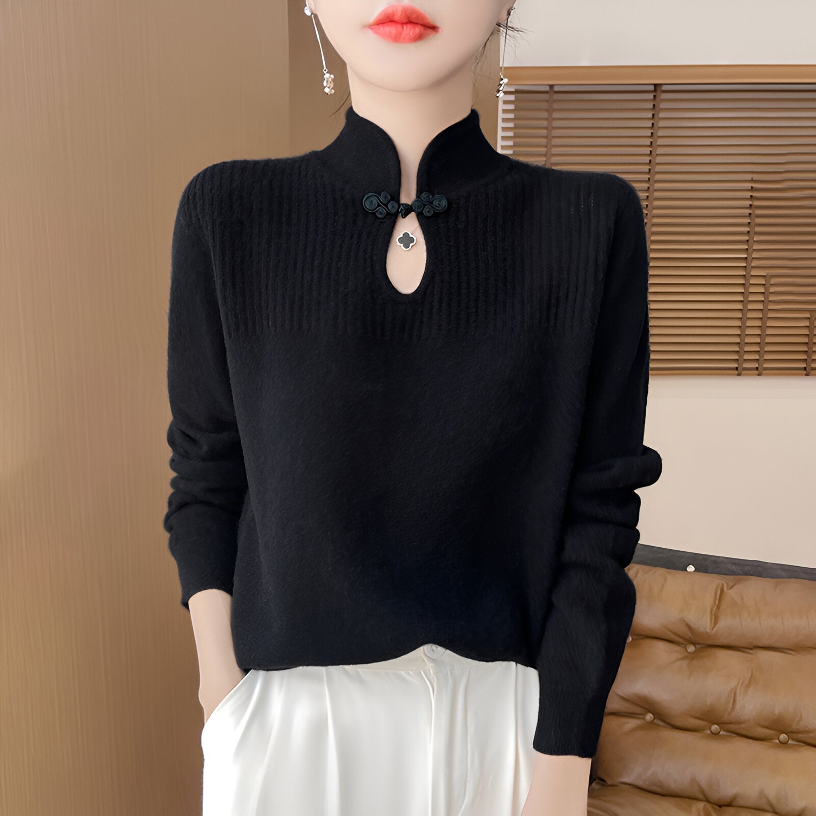 GR | Elegant merino wool sweater in Chinese style