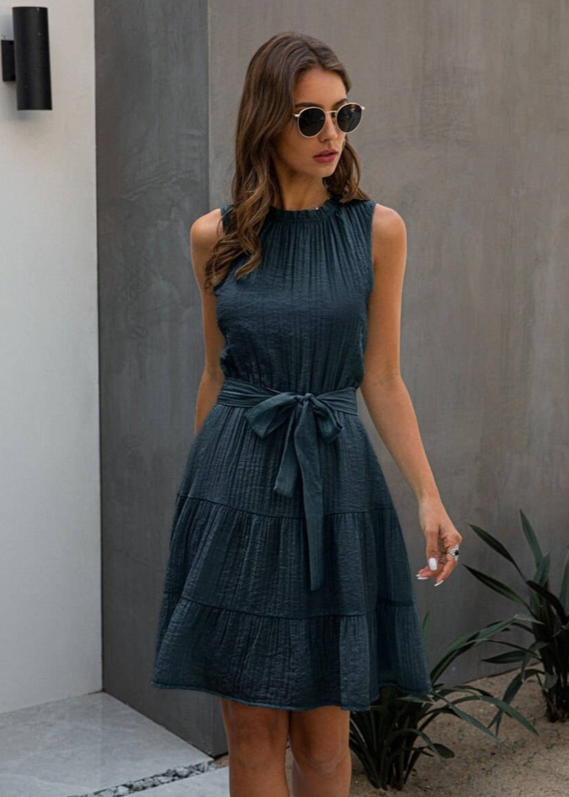 GR | Kurzes Schickes Kleid Mit Schleife