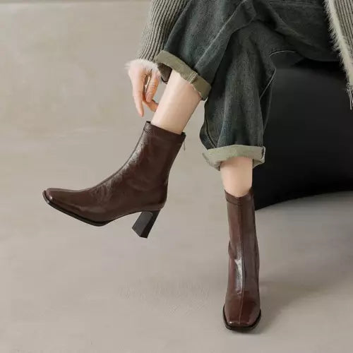 GR | Women's ankle boots with square toe - high heels, comfortable and durable