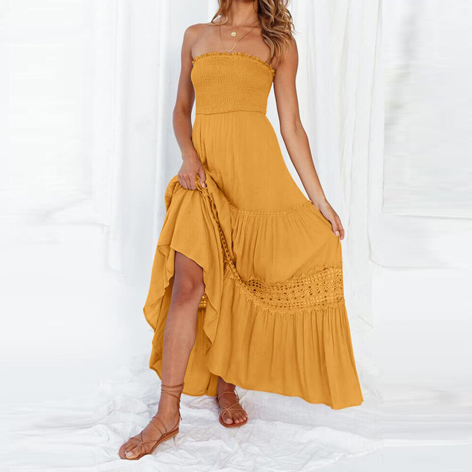 GR | Summery off-the-shoulder dress with lace detailing