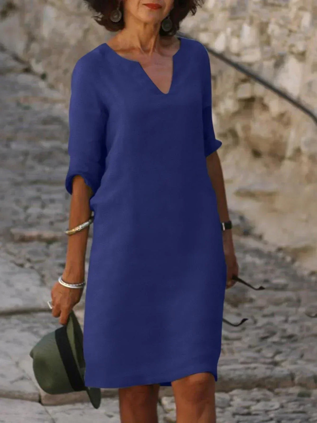 GR | Stilvolles Kleid Mit Elegantem V-ausschnitt