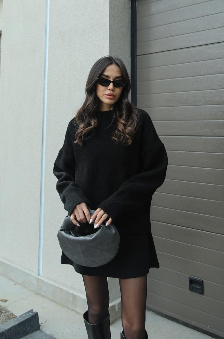 GR | 1-piece knitwear set - women's sweater and skirt with a relaxed fit