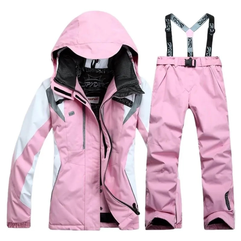 GR | Windproof 2-piece ski suit with hood, warm jacket and matching pants