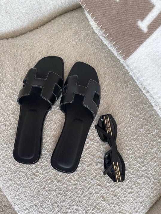GR | Open sandal design