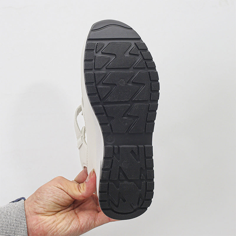 GR | Closed Toe Sandals