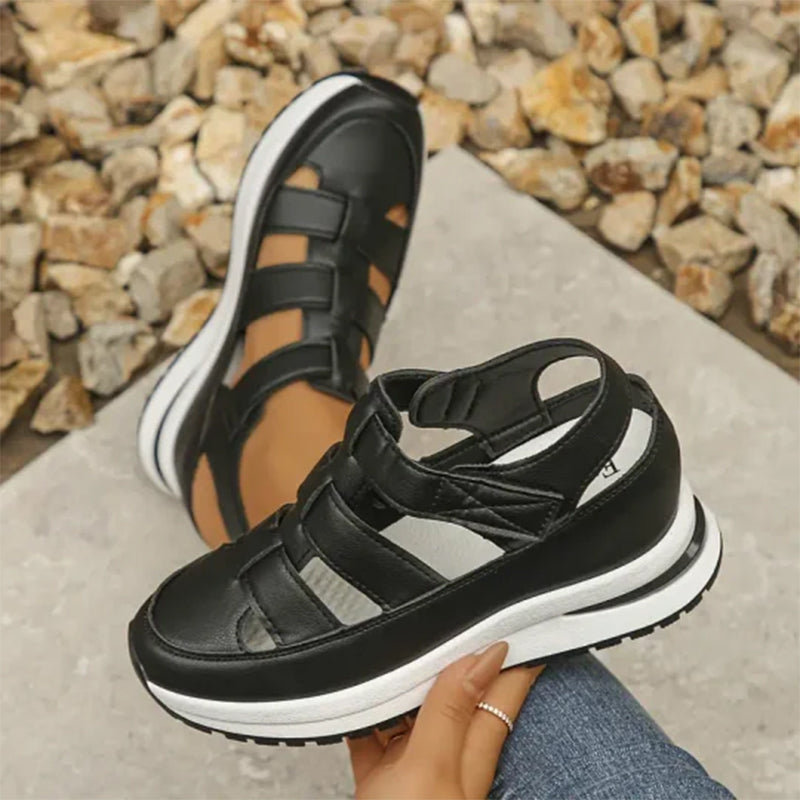 GR | Closed Toe Sandals