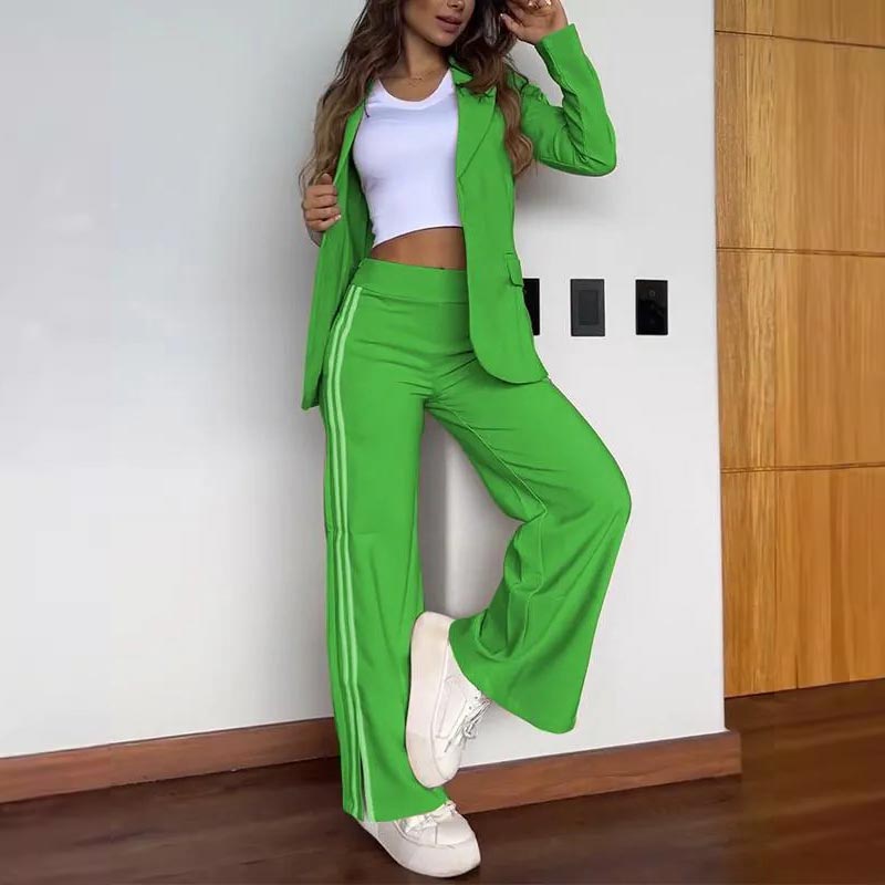 GR | Blazer with notched lapels and wide-leg trousers set