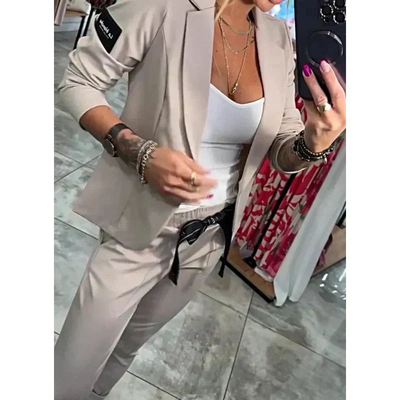 GR | 2-piece set consisting of a casual blazer and trousers