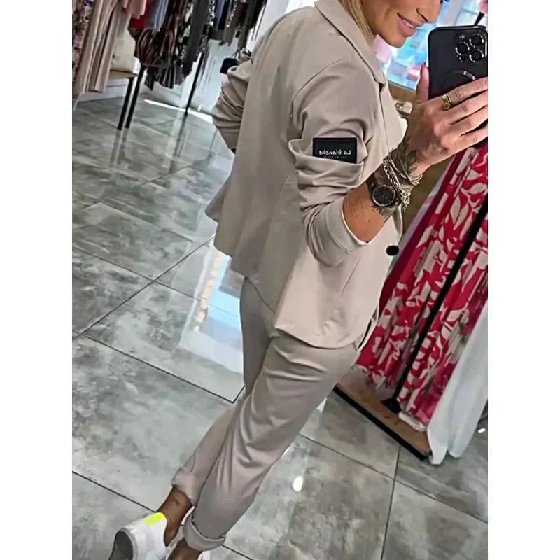 GR | 2-piece set consisting of a casual blazer and trousers