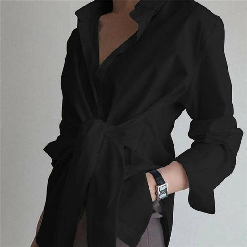 GR | The long-sleeved collared front-band shirt: Effortless style and comfort