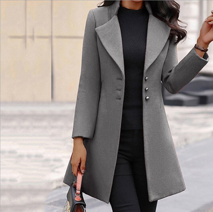 Suitsy – a super elegant coat