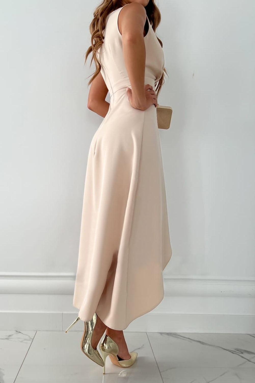 GR | Stylischer V-Ausschnitt Midikleid