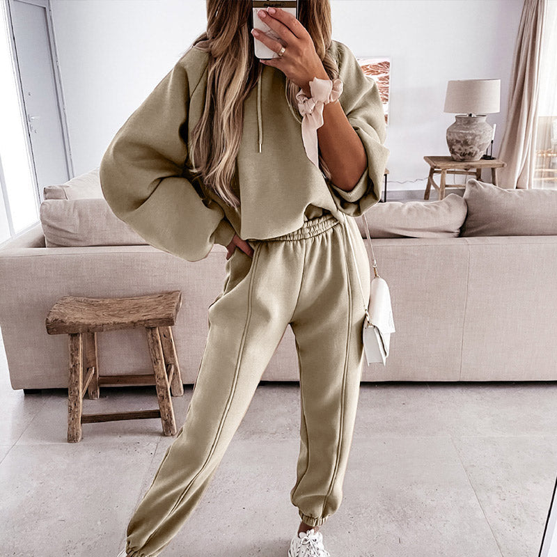 GR | Comfortable 2-Piece Luxury Jogging Suit for Women