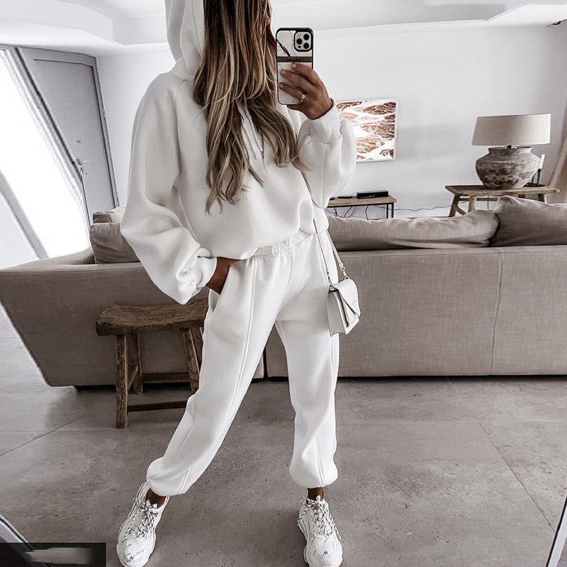 GR | Comfortable 2-Piece Luxury Jogging Suit for Women