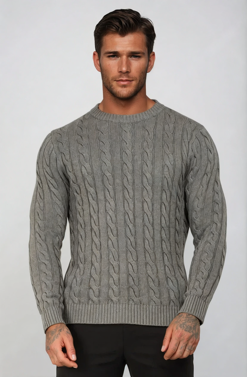 GR | Cable knit sweater with traditional pattern