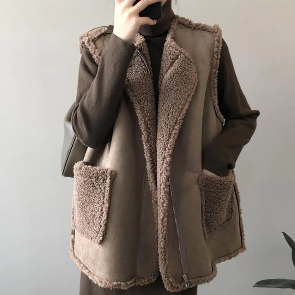 GR | Elegant vest for women