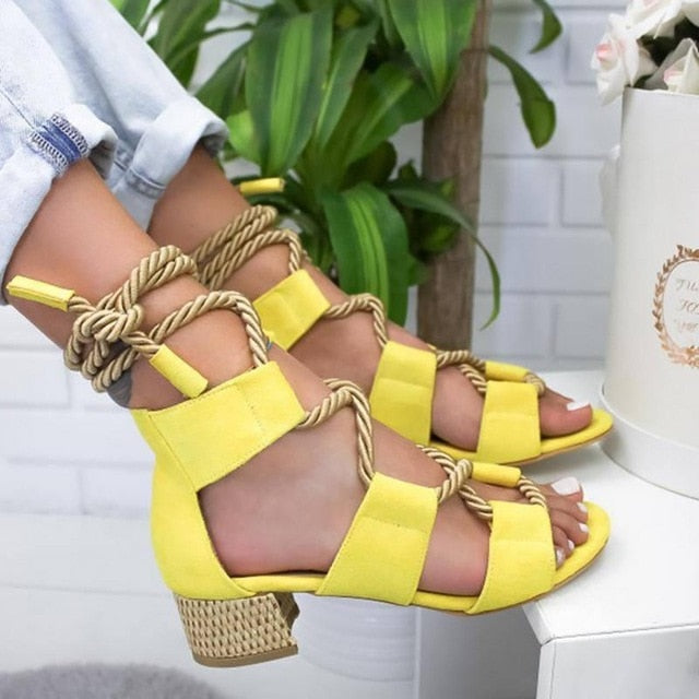 GR | Gladiator-colored strappy heeled sandal