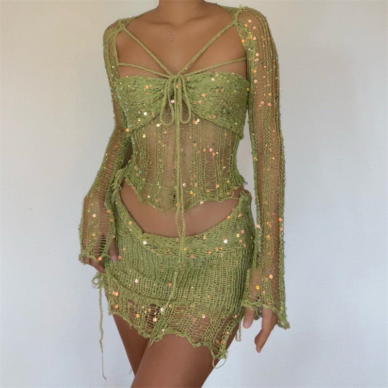 GR Two-piece long-sleeved sequined knit top with neckline and bodycon skirt