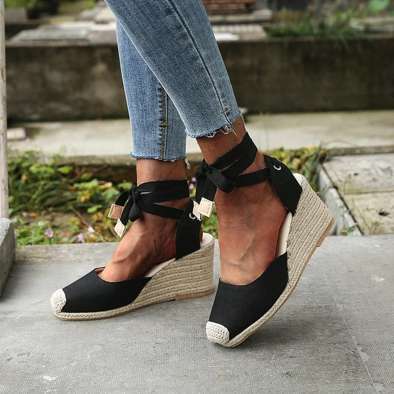GR | Stylish wedge sandals