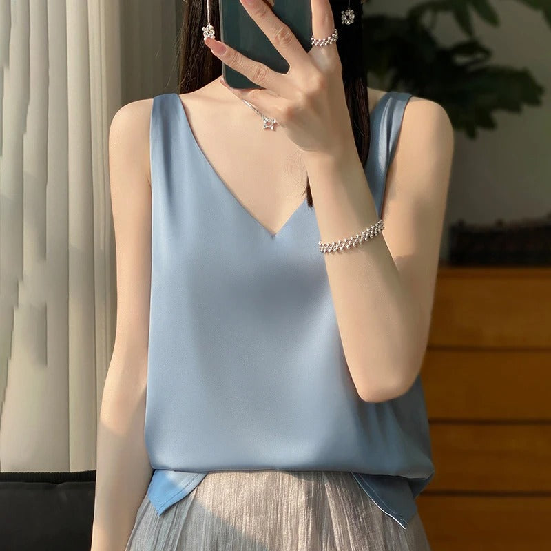 GR | Sleeveless satin silk top