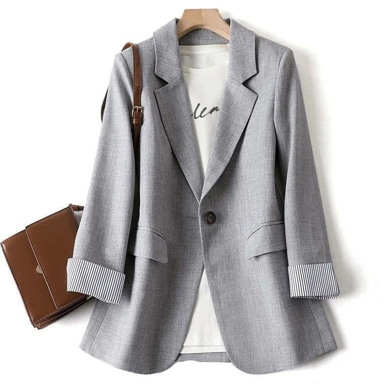 GR | Elegant Blazer Design