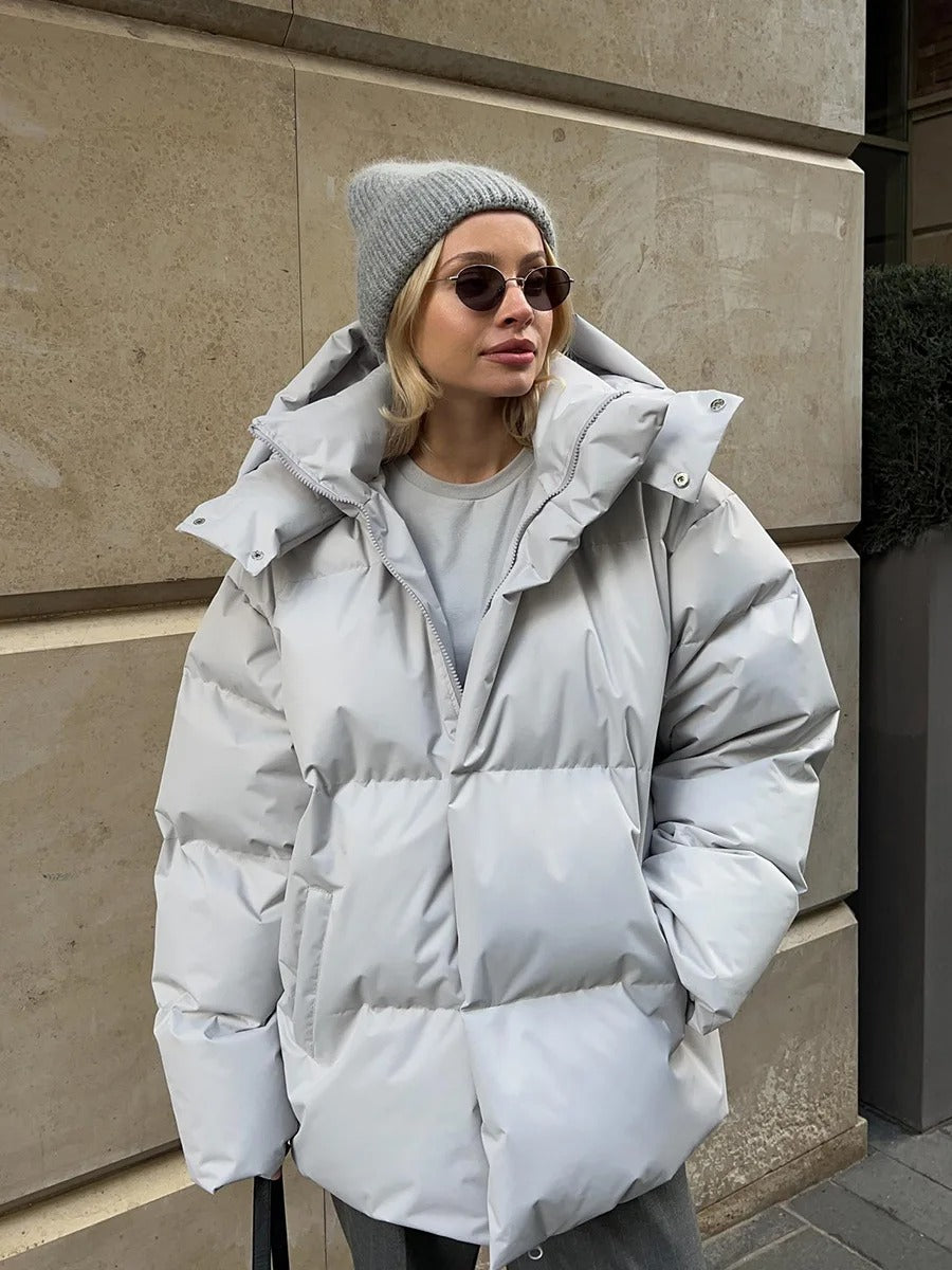 GR | Fashionable short women's jacket with hood and padded cotton lining