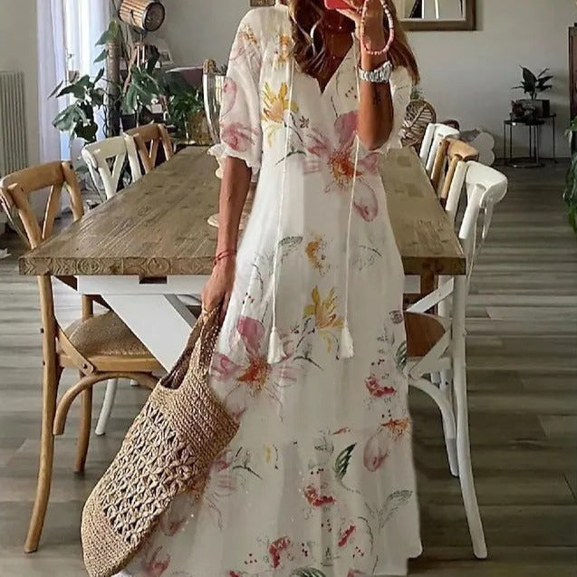 GR | Maxi dress with half sleeves and V-neck with floral pattern