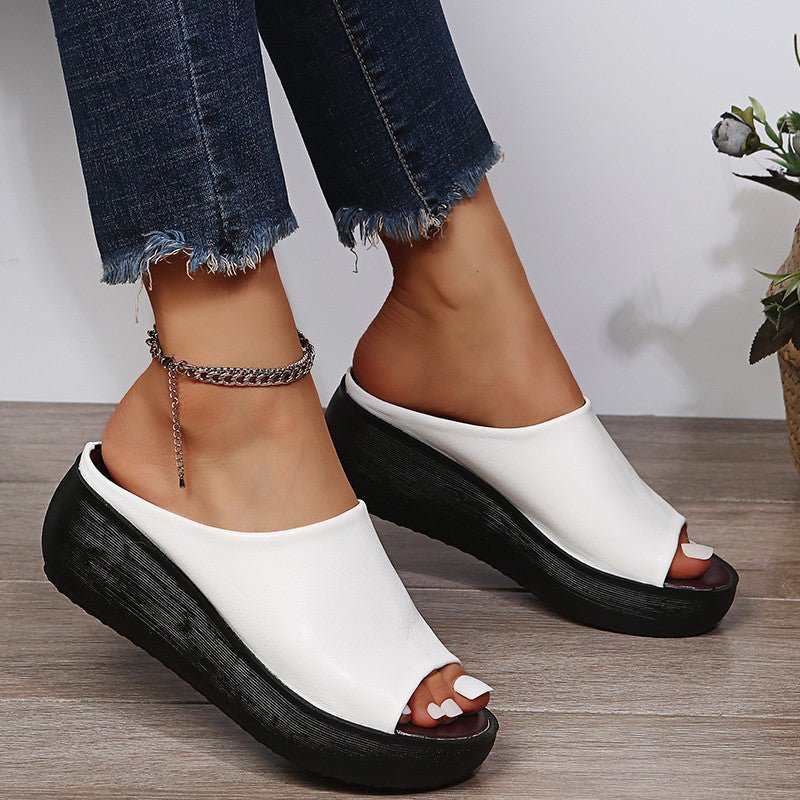 GR | Fashionable summer slippers