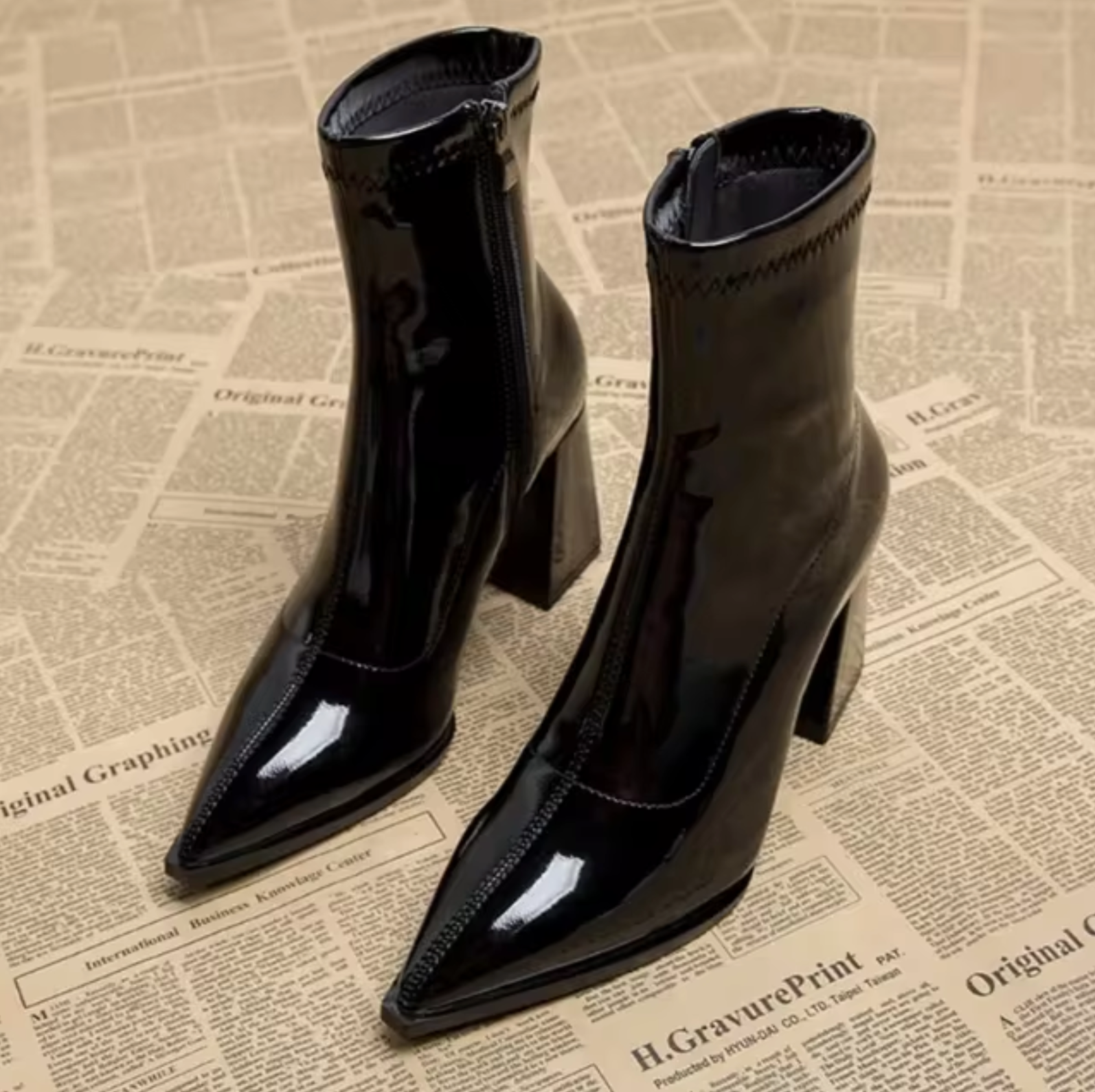 GR | Ankle boots with pointed heel