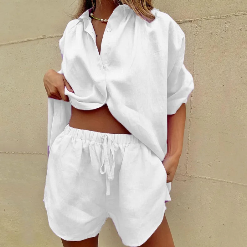GR | Stylish set with top and shorts