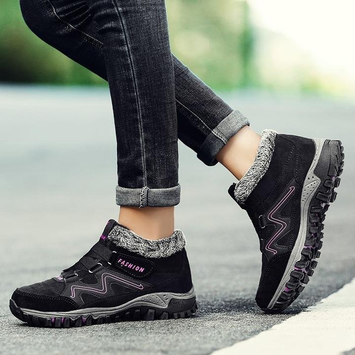 Winter thermal boots - Keep your feet warm and comfortable all day long. 