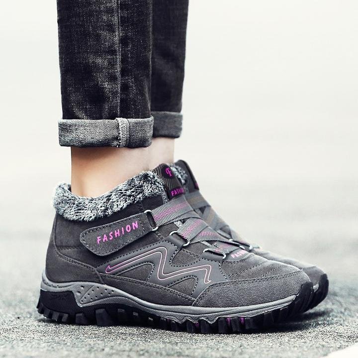 Winter thermal boots - Keep your feet warm and comfortable all day long. 