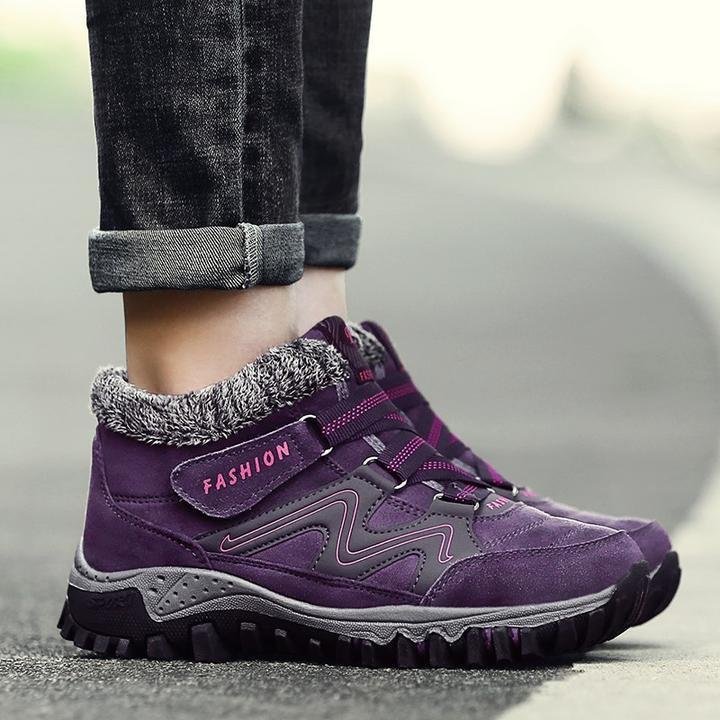 Winter thermal boots - Keep your feet warm and comfortable all day long. 