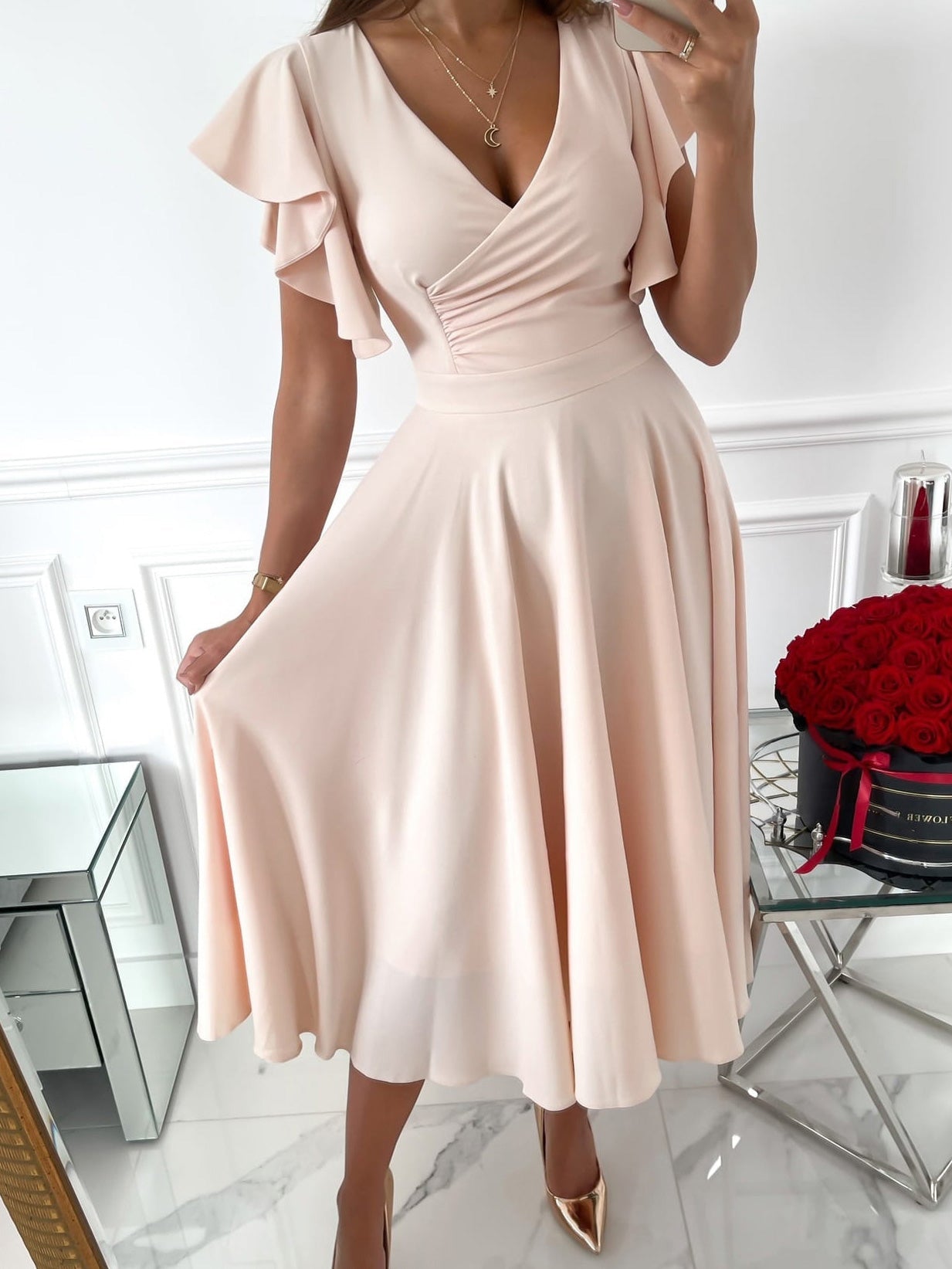 GR | Women's Dresses Solid Color V-Neck Ruffled Sleeve Dress