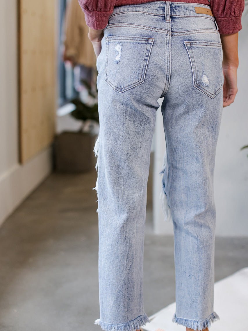 GR | Women's washed ripped jeans with pockets