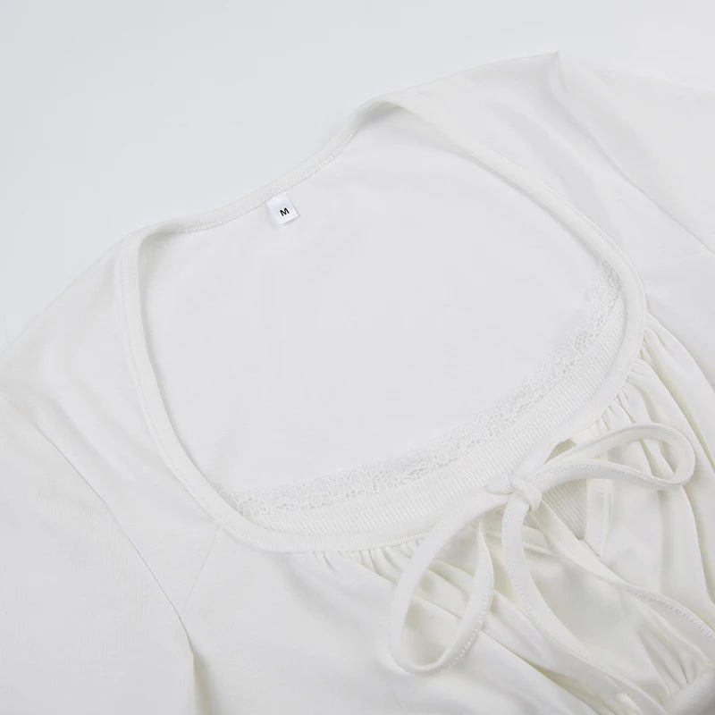GR | Top with lace trim, square neckline and drawstring