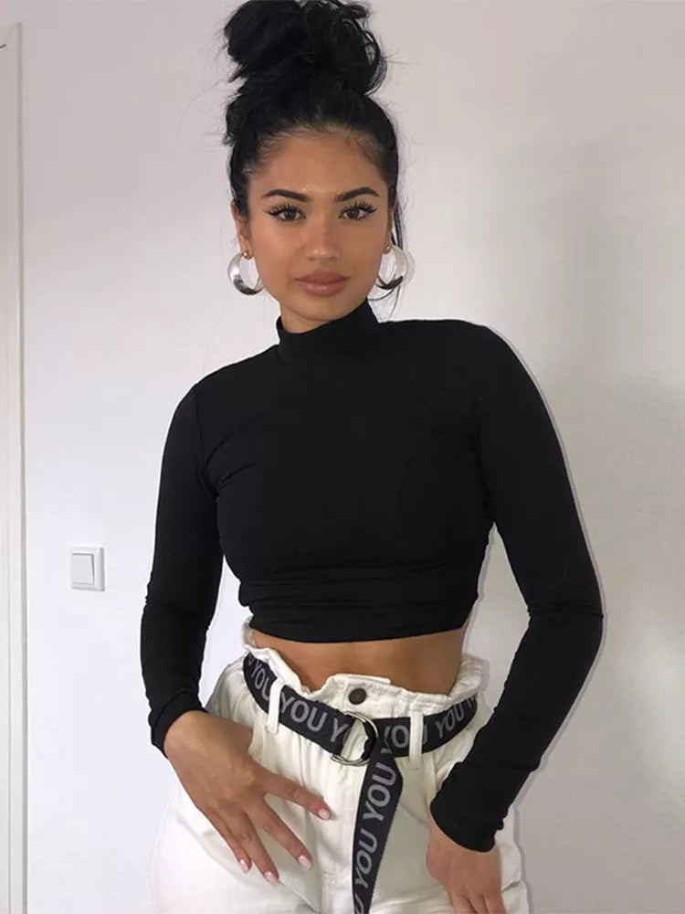 GR | Sexy T-shirt with bandage and long sleeves 