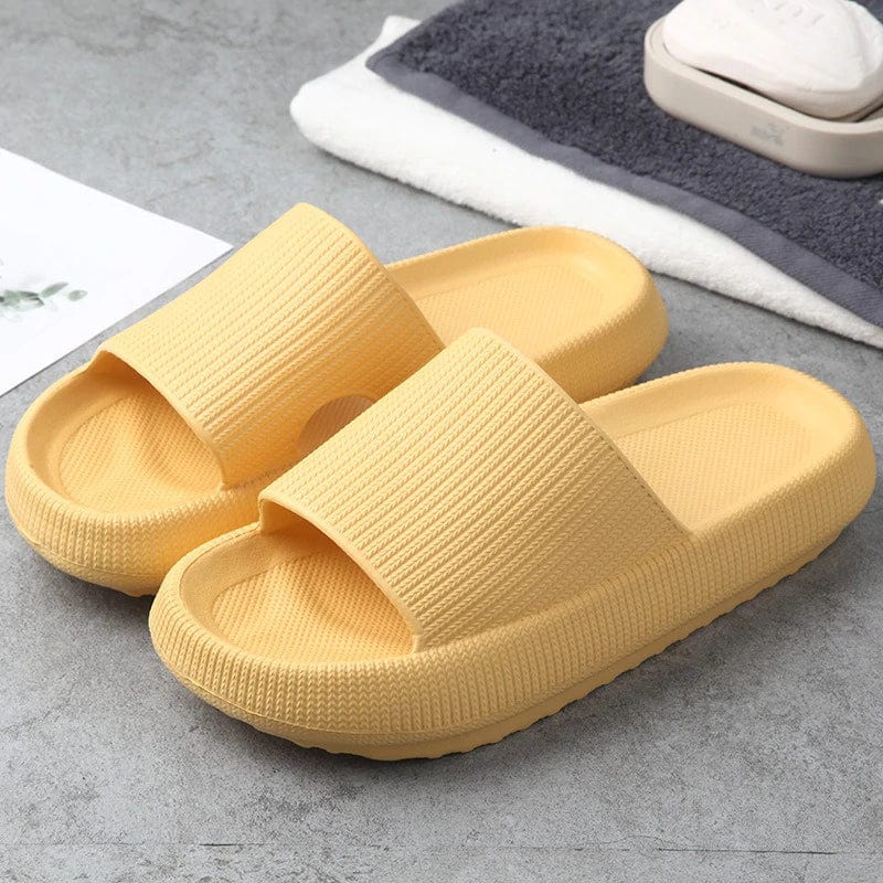 GR | Soft, comfortable beach slippers